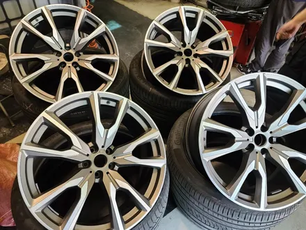 대구휠수리-[BMW X7 순정 다이아몬드컷팅휠 휠복원]휠도색/대구 자동차 휠 / 대구 동구 동호동