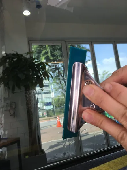 찰스오토▷벤츠C클래스 측면썬팅◁성동구썬팅/동대문썬팅/왕십리썬팅/중구썬팅/신설동썬팅/신당동썬팅/틴팅/열차단썬팅/루마썬팅/하버캠프 / 서울 성동구 상왕십리동