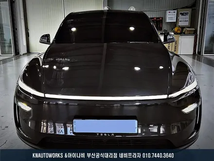 테슬라 모델Y 유리막 코팅, 유리 발수 코팅, 타이어 코팅 작업 / 부산 금정구 부곡동