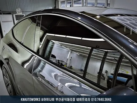 테슬라 모델Y 유리막 코팅, 유리 발수 코팅, 타이어 코팅 작업 / 부산 금정구 부곡동