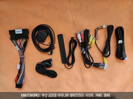 렉스턴스포츠 카나로 티맵 안드로이드 올인원 네비 모니터 후방카메라 매립 / 부산 금정구 부곡동