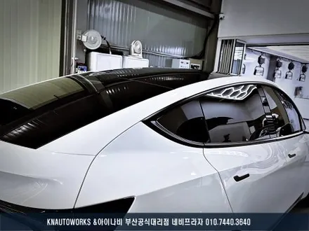 테슬라 모델Y 레이노 F95 신차 윈도 틴팅, 전면 27% 측후면 12% 완벽한 썬팅 농도 조합 / 부산 금정구 부곡동