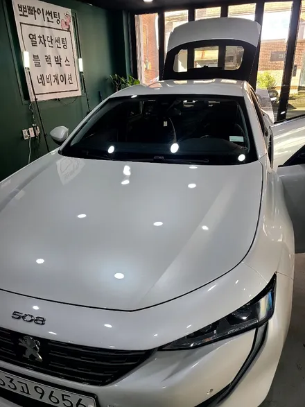 [자동차썬팅]부천상동썬팅 뽀빠이썬팅 로얄시리즈썬팅 푸조508 반반사썬팅 사파이어블루 로얄801 시공!! / 경기 부천