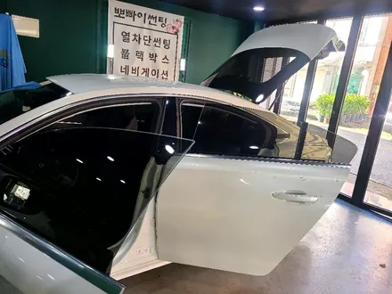 [자동차썬팅]부천상동썬팅 뽀빠이썬팅 로얄시리즈썬팅 푸조508 반반사썬팅 사파이어블루 로얄801 시공!! / 경기 부천