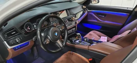 BMW520 순정엠비언트(실내조명)는 꺼져!!국산LED로 깔끔하게 교체 해뿟는데............오잉??? / 대구,구미