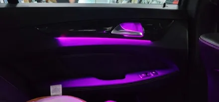 벤츠 CLS63AMG 순정엠비언트 이거 왜이래? 구형차는 신형차처럼 색상 여러개로 못바꿋나?? / 대구,구미