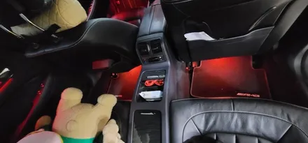 벤츠 CLS63AMG 순정엠비언트 이거 왜이래? 구형차는 신형차처럼 색상 여러개로 못바꿋나?? / 대구,구미