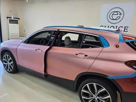 [BMW X2] 김해 초이스랩 bmw x2 사틴크롬 로즈골드 전체랩핑 / 김해시 진영읍