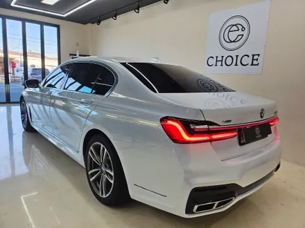 [bmw 7 시리즈 g11] 김해 초이스랩 bmw 7 시리즈 컨버전 화이트골드펄 전체 랩핑 / 김해시 진영읍
