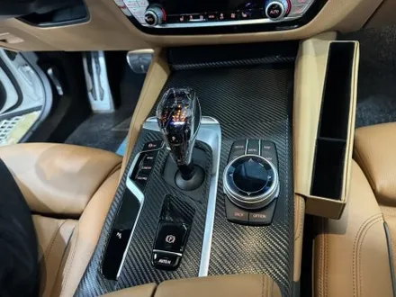 BMW G30 5시리즈 520i 실내 카본 랩핑 안산 보헤미안퍼포먼스 / 안산시 단원구 고잔동