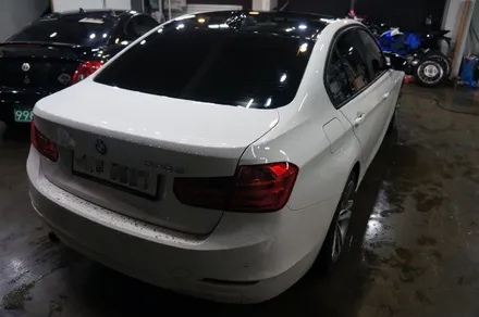 BMW320d 루프스킨+쫄대+사이드미러랩핑 안산 보헤미안퍼포먼스 / 안산시 단원구 고잔동