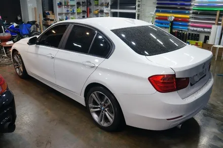 BMW320d 루프스킨+쫄대+사이드미러랩핑 안산 보헤미안퍼포먼스 / 안산시 단원구 고잔동