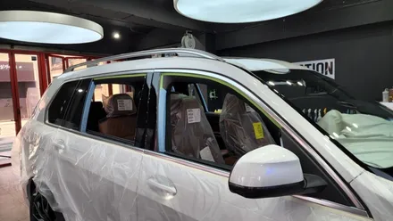 BMW x7 퀀텀블랙 LX전면썬팅 신차패키지  일산솔라가드 / 경기 고양