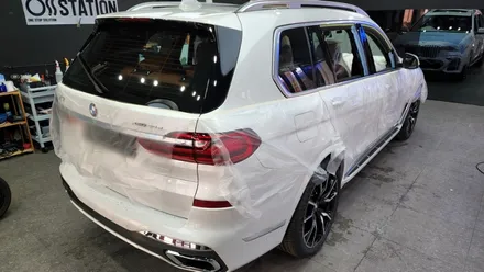 BMW x7 퀀텀블랙 LX전면썬팅 신차패키지  일산솔라가드 / 경기 고양