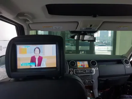 랜드로버 디스커버리4  M2C 리어모니터 연동 후기