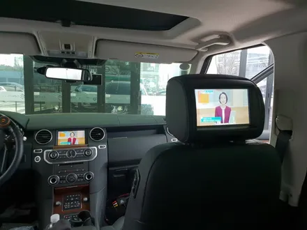 랜드로버 디스커버리4  M2C 리어모니터 연동 후기