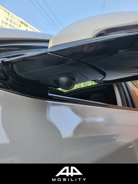 BMW X2 어라운드뷰 / 순정에 도전하는 화질, 연동성 3D 플러스뷰, 에스레이더 측후방감지기까지!
