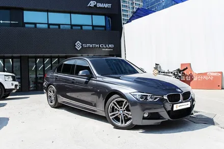bmw320i 스미스클럽 T2 썬팅시공으로 그레이카리스마 스타일링 최대로 업스타일!