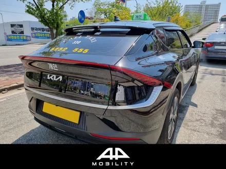 EV6 어라운드뷰 / 선명한 초고화질 화면으로 고객만족도 1위 차지한 3D 플러스뷰!