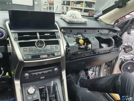 렉서스 NX300H 주차 달인도 인정한 어라운드뷰 (S-vue) 시공! 렉서스 전용 순정반응형 장착