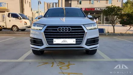 아우디 Q7 45TFSI 순정형 어라운드뷰 S-vue