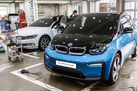 BMW i3 썬팅 스미스클럽 T2 필름 시공 작업 완료.
