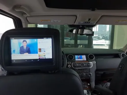 랜드로버 디스커버리4  M2C 리어모니터 연동 후기