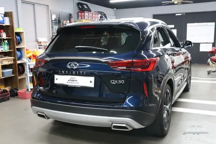인피니티 QX50!  순정 범퍼 타공없는 라이다 측후방 감지센서 BSA와 광각미러 시공으로 좀 더 안전하고 편안하게 운행하세요^^