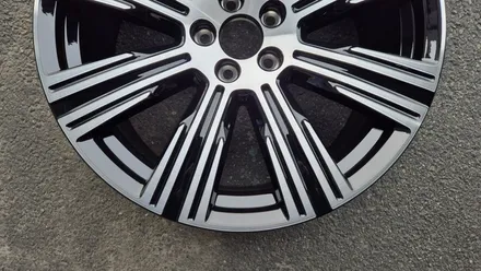 볼보 S90 20인치 순정휠 1개 컷팅복원  청주휠복원 청주휠수리 청주 휠복원 / 청주시 서원구