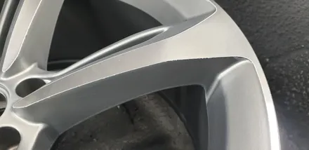 아우디 RS7 20인치 휠 1개 청주휠복원 / 청주시 서원구