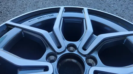 벤츠 E 클래스 19인치 AMG 휠 1개 컷팅복원 청주휠복원 청주휠수리 E220d / 청주시 서원구