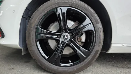 벤츠 E220d 18인치 순정휠 4개 복원 및 블랙유광 색상변경  청주휠복원 청주휠수리 청주 휠복원 / 청주시 서원구