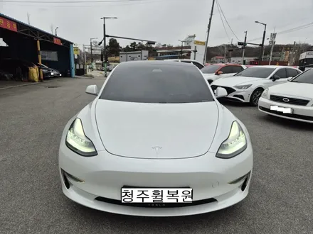 테슬라 모델3 19인치 순정휠 4개 휠색상변경 실버휠에서 블랙유광 청주휠복원 청주휠수리 청주 휠복원 / 청주시 서원구