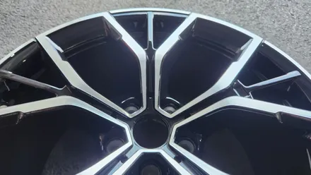 BMW 530i 19인치 순정 휠 3개 컷팅 복원 휠 굴절 수리 청주휠복원 청주휠수리 / 청주시 서원구