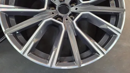 BMW 730Ld 20인치 순정휠 2개 컷팅 복원 청주휠복원 청주휠수리 / 청주시 서원구
