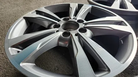 벤츠 E220d 17인치 순정휠 4개 컷팅복원 청주휠복원 청주휠수리 청주 휠복원 / 청주시 서원구