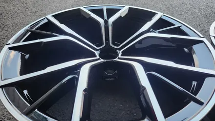 BMW 530i 19인치 순정 휠 3개 컷팅 복원 휠 굴절 수리 청주휠복원 청주휠수리 / 청주시 서원구
