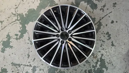 벤츠 E220d 19인치 순정휠 1개 컷팅복원  청주휠복원 청주휠수리 청주 휠복원 / 청주시 서원구