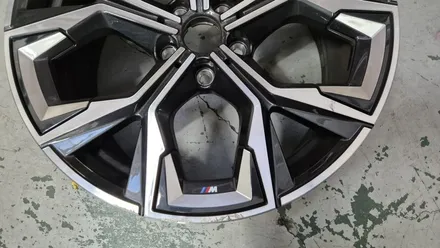 BMW i4 19인치 순정휠 1개 컷팅복원  청주 휠복원  청주휠수리  청주휠복원 / 청주시 서원구