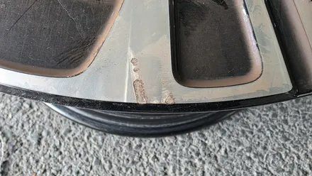 벤츠 E200 18인치 순정휠 1개 컷팅복원  청주휠복원 청주휠수리 청주 휠복원 / 청주시 서원구