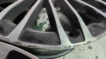 벤츠 S350d 19인치 순정휠 3개 컷팅복원 청주휠복원 청주휠수리 / 청주시 서원구