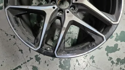 벤츠 GLE53amg 21인치 순정휠 1개 컷팅복원  청주휠복원 청주휠수리 청주 휠복원 / 청주시 서원구