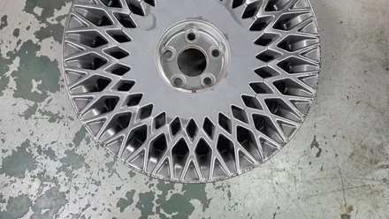 제네시스 G90 19인치 스파터링휠 1개 복원  청주휠복원 청주휠수리 청주 휠복원 / 청주시 서원구