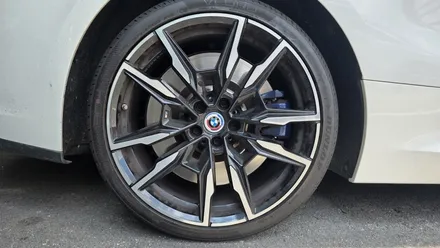 BMW 850i 20인치 순정휠 휠크렉수리 휠크렉 휠크랙  청주휠복원 청주휠수리 청주 휠복원 / 청주시 서원구