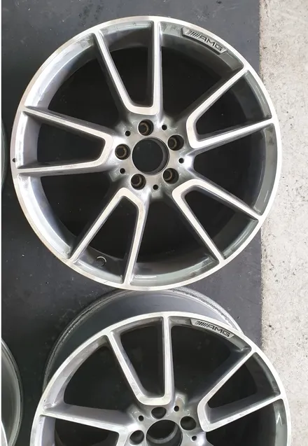 벤츠 C43 AMG 순정 휠 4개 실버색상 에서 블랙 유광 색상변경     도색 복원 청주휠복원 청주휠수리 / 청주시 서원구