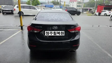 현대 아반떼 MD 18인치 사제휠 휠크랙수리 휠크렉 휠크랙  청주휠복원 청주휠수리 청주 휠복원 / 청주시 서원구