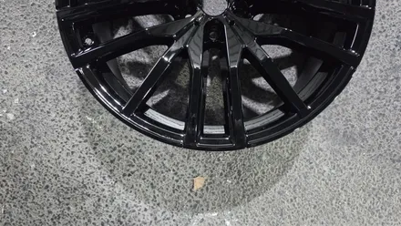 BMW X6 40d 22인치 블랙유광휠 1개 도색복원  청주휠복원 청주휠수리 청주 휠복원 / 청주시 서원구