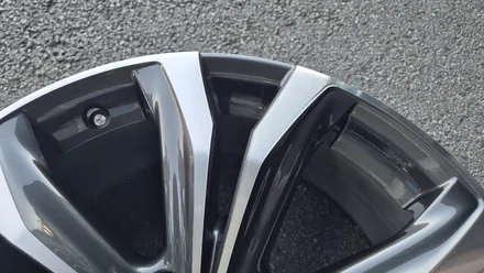 렉서스 RX450h 20인치 순정휠 1개 컷팅복원  청주휠복원  청주휠수리  청주 휠복원 / 청주시 서원구