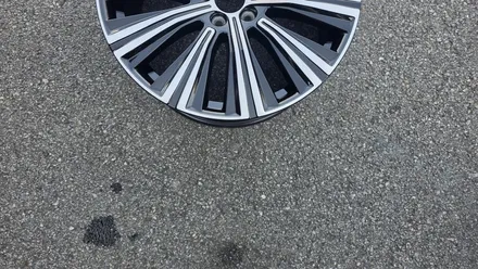 볼보 S90 19인치 순정휠 1개 컷팅복원  청주휠복원 청주휠수리 청주 휠복원 / 청주시 서원구