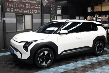 EV3 신차코팅,블락포디 스카이블루 썬팅시공 / 창원시 의창구 동읍